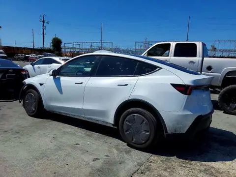 7SAYGDED6TA598375 — 2026 Tesla Model Y, photo 2 from Copart 23.10.2026, Front end