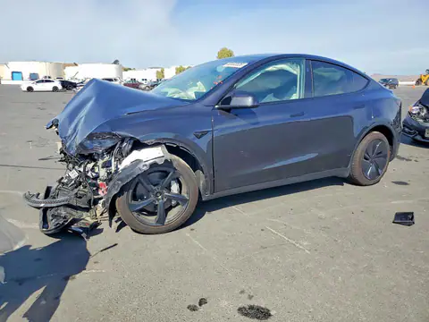7SAYGDEE2TF461204 — 2026 Tesla Model Y, Передня частина (Front End), фото до ремонту