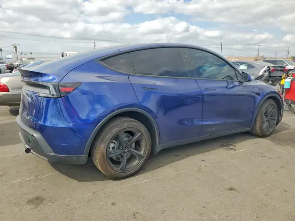 7SAYGDED3TF610145 — 2026 Tesla Model Y, фото 3 с аукциона Copart, Передняя часть