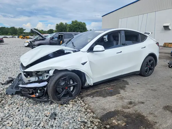 7SAYGDED8TF379159 Tesla Model Y 2026 — повреждение Передняя часть, фото до ремонта