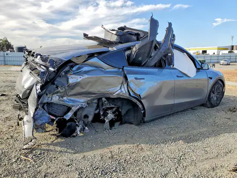 7SAYGDEE4TF603293 — 2026 Tesla Model Y, zdjęcie 3 z Copart 22.10.2026, Tył