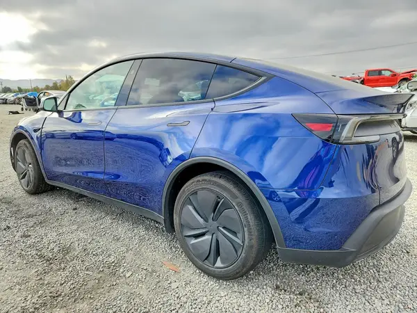 7SAYGDED0TF411540 — 2026 Tesla Model Y, zdjęcie 2 z Copart 14.10.2026, Bok