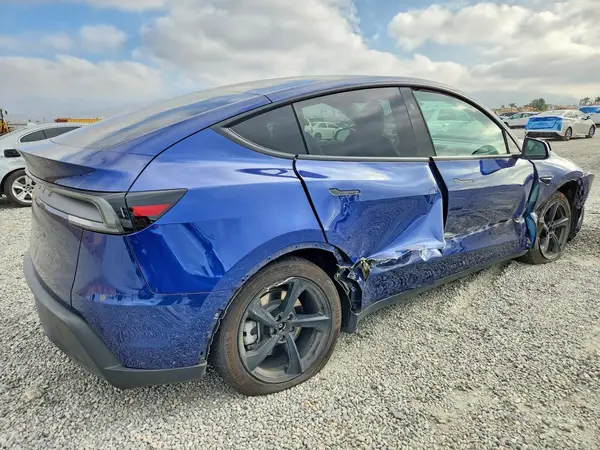 7SAYGDED0TF411540 — 2026 Tesla Model Y, zdjęcie 3 z Copart 14.10.2026, Bok