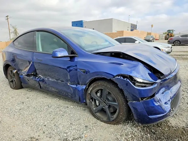7SAYGDED0TF411540 — 2026 Tesla Model Y, zdjęcie 4 z Copart 14.10.2026, Bok