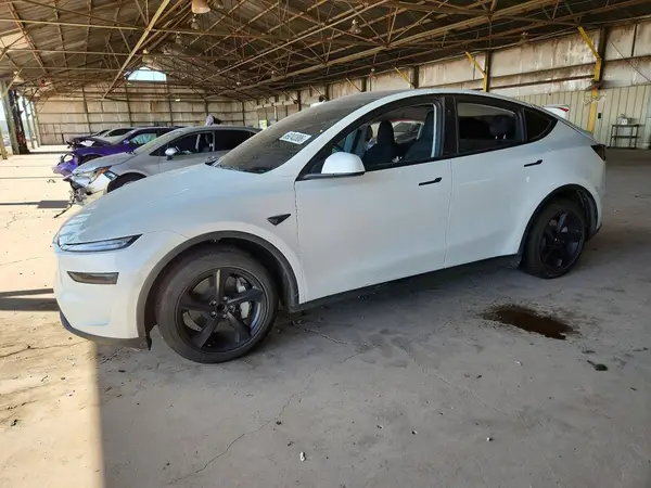 7SAYGDED0TF416298 Tesla Model Y 2026 — повреждение Боковая часть, фото до ремонта