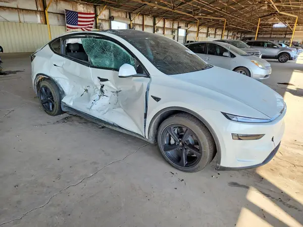 7SAYGDED0TF416298 — 2026 Tesla Model Y, фото 4 с аукциона Copart, Боковая часть
