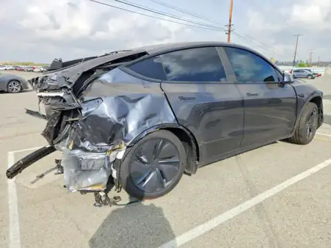7SAYGDED0TF621118 — 2026 Tesla Model Y, foto 3 de Copart 22.10.2026, Parte trasera
