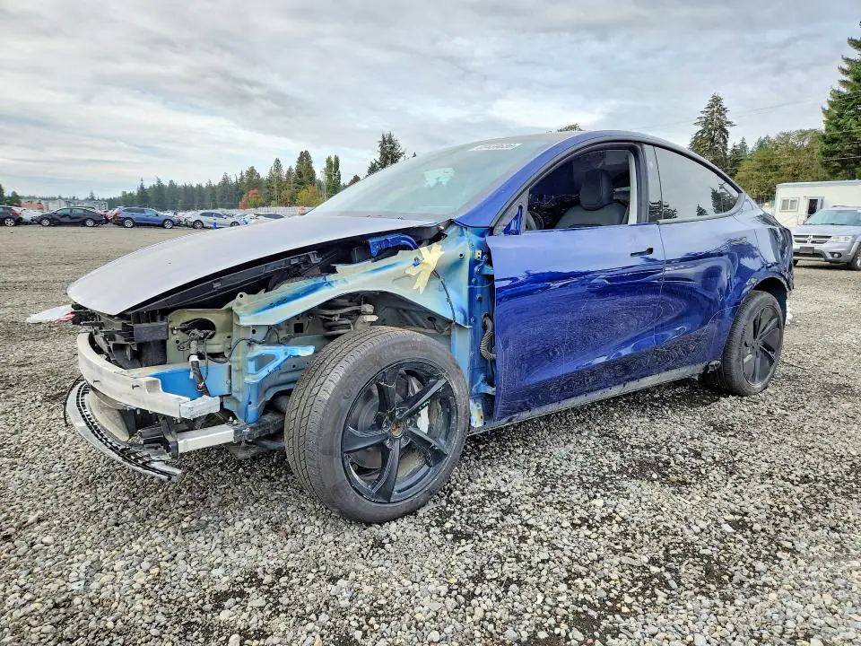 7SAYGDEE3TF354386 Tesla Model Y 2026 — повреждение Передняя часть, фото до ремонта