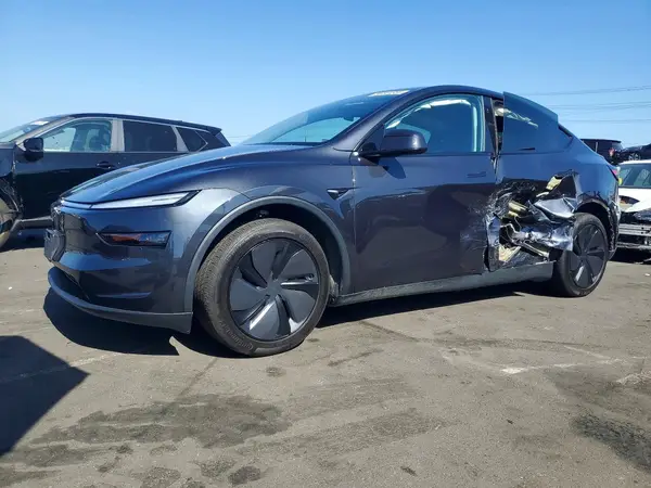 7SAYGDED6TF427497 Tesla Model Y 2026 — повреждение Боковая часть, фото до ремонта