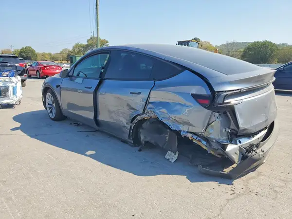 7SAYGDED4TA586984 — 2026 Tesla Model Y, фото 2 с аукциона Copart 14.10.2026, Задняя часть