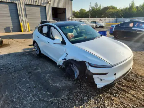 7SAYGDEE9TA432747 — 2026 Tesla Model Y, ფოტო 4, Copart, გადაბრუნება
