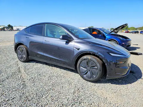 7SAYGDED0TF623998 — 2026 Tesla Model Y, foto 4 de Copart 27.10.2026, Parte delantera