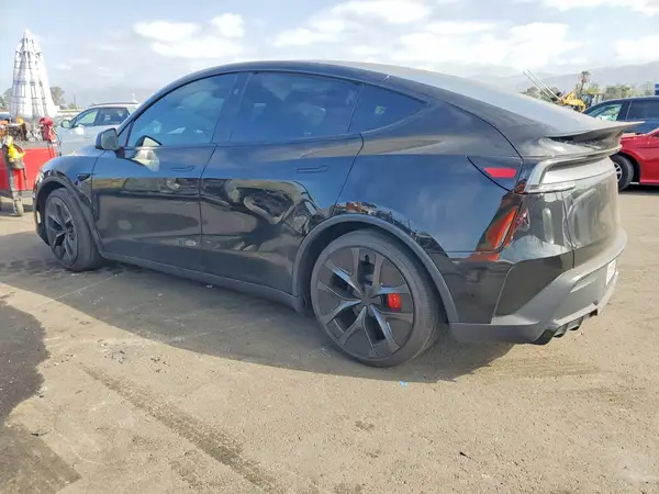 7SAYGDET1TA712368 — 2026 Tesla Model Y, photo 2 from Copart, Front end
