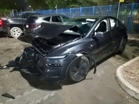 7SAYGDED9TF415277 — 2026 Tesla Model Y, Front end (Front End), before-repair photos