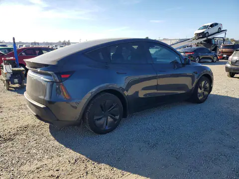 7SAYGDED3TF525015 — 2026 Tesla Model Y, ფოტო 3, Copart 23.10.2026, მცირე ჩაღრმავებები და ნაკაწრები