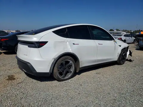7SAYGDEE8TF374326 — 2026 Tesla Model Y, фото 3 з Copart 23.10.2026, Передня частина