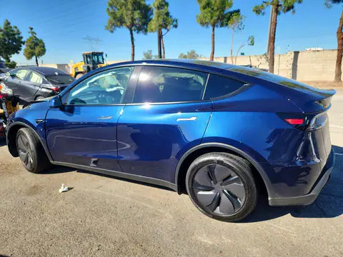 7SAYGDEE6TF658134 — 2026 Tesla Model Y, фото 2 с аукциона Copart 22.10.2026, ПЕРЕДНЯЯ ЧАСТЬ