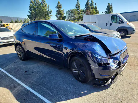 7SAYGDEE6TF658134 — 2026 Tesla Model Y, фото 4 с аукциона Copart 22.10.2026, ПЕРЕДНЯЯ ЧАСТЬ