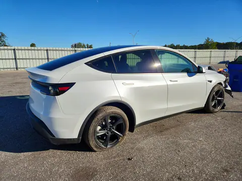 7SAYGDED7TA725893 — 2026 Tesla Model Y, photo 3 from Copart, Front end
