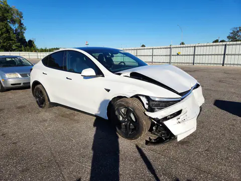 7SAYGDED7TA725893 — 2026 Tesla Model Y, photo 4 from Copart, Front end