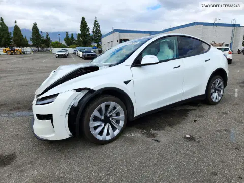 2026 Tesla Model Y VIN 7SAYGDED1TF533243 фото 1