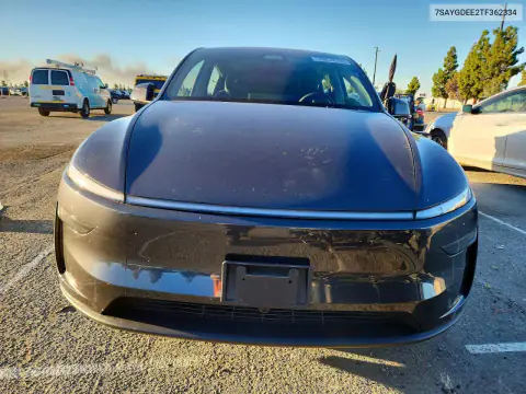 7SAYGDEE2TF362334 — 2026 Tesla Model Y, фото 5 с аукциона Copart, БОКОВАЯ ЧАСТЬ