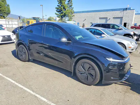 2026 Tesla Model Y VIN 7SAYGDEE2TA496726 фото 4