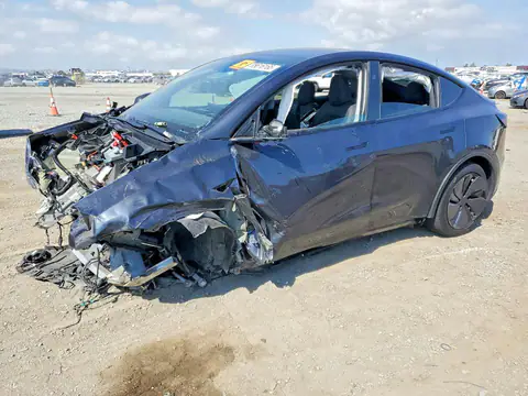 7SAYGDED3TF446959 — 2026 Tesla Model Y, Передняя часть (Front End), фото до ремонта