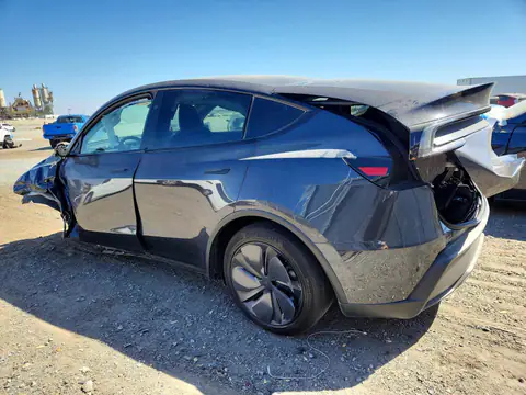 7SAYGDED3TF446959 — 2026 Tesla Model Y, фото 2 с аукциона Copart 29.09.2026, Передняя часть
