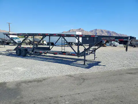7HCGC4532NB034906 — 2022 Texas Pride Trailers, foto 4 de Copart 28.10.2026, Pequeñas abolladuras y arañazos