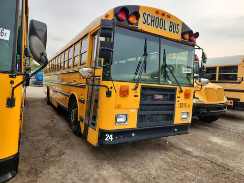 2011 THOMABUSES BUS VIN 1T88T4E24B1136056 фото 4