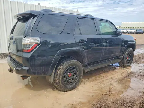 JTEMU5JR9M5933626 — 2021 Toyota 4RUNNER, фото 3 с аукциона Copart 26.10.2026, Подтопление