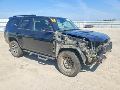 JTERU5JR3M5955689 — 2021 Toyota 4RUNNER, zdjęcie 4 z Copart 16.10.2026, Przód