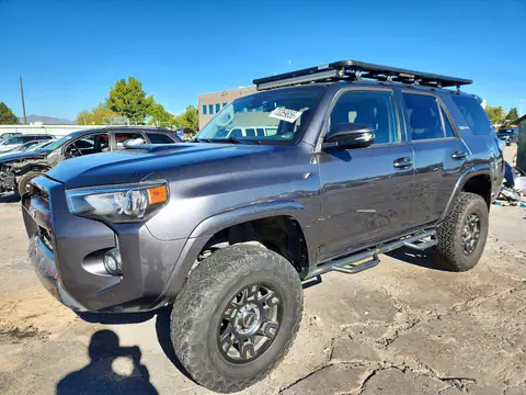 JTERU5JR7M5840545 — 2021 Toyota 4RUNNER, Przód (Front End), zdjęć przed naprawą