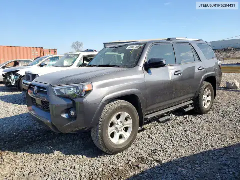 JTEEU5JR1P5284431 — 2023 Toyota 4RUNNER, Dach, zdjęć przed naprawą