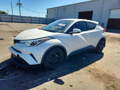 NMTKHMBX3KR094800 — 2019 Toyota C-HR, Przód, zdjęć przed naprawą