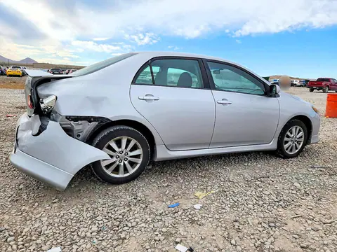 2010 Toyota Corolla S VIN 2T1BU4EE5AC419686 фото 3