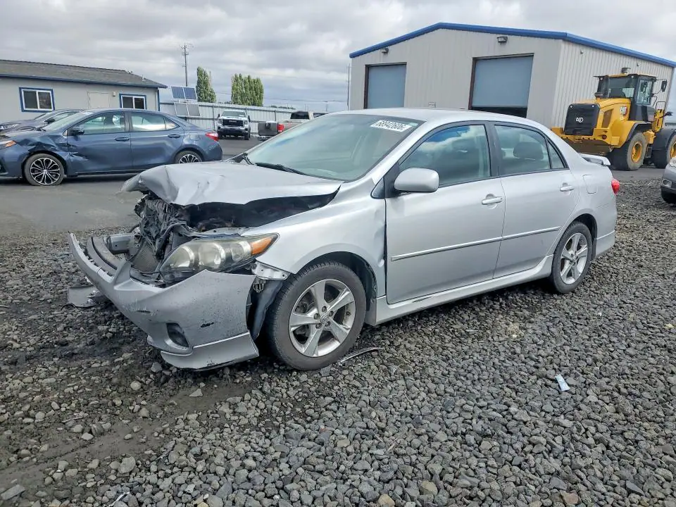 2T1BU4EE7BC683624 lot 68942606