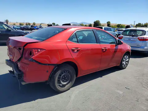 5YFBURHE4FP212710 — 2015 Toyota Corolla, zdjęcie 3 z Copart 30.09.2026, Przód