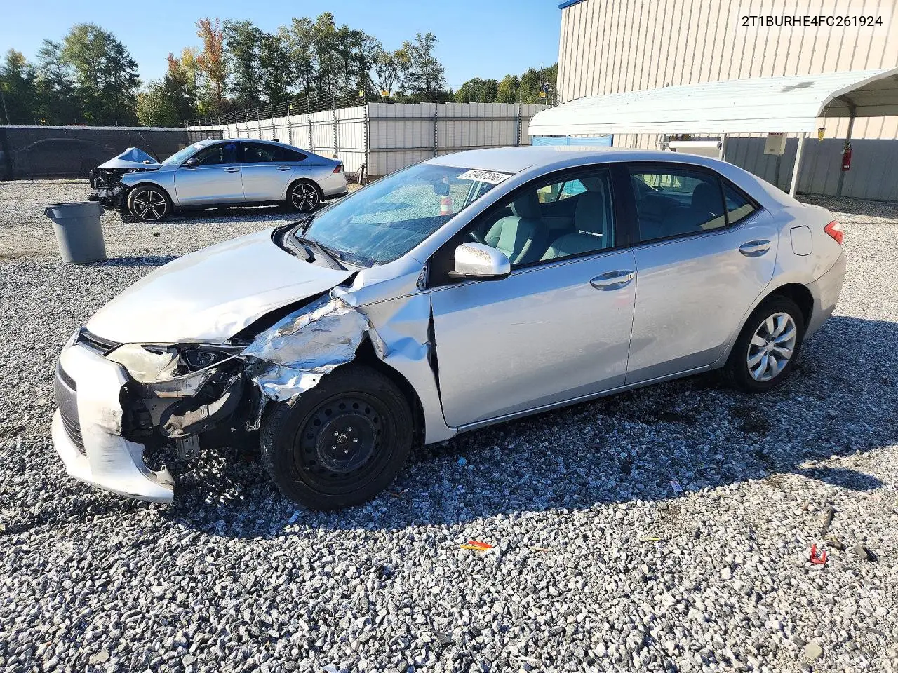 2T1BURHE4FC261924 Toyota Corolla 2015 — uszkodzenie Przód, zdjęcie przed naprawą