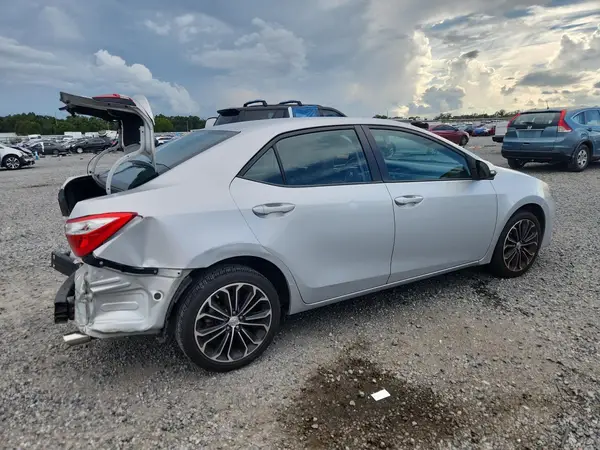 2T1BURHEXGC601045 — 2016 Toyota Corolla, фото 3 с аукциона Copart, Задняя часть