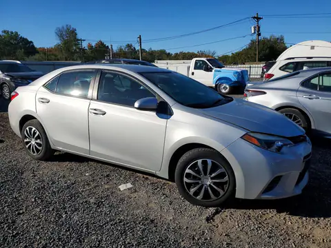 2T1BURHE2GC601539 — 2016 Toyota Corolla, zdjęcie 4 z Copart 23.10.2026, Wandalizm