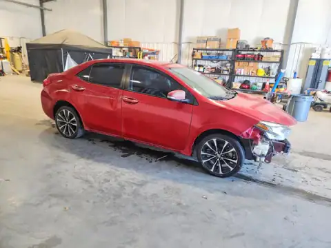 2T1BURHE0HC888316 — 2017 Toyota Corolla, foto 4 de Copart 22.09.2026, Parte delantera