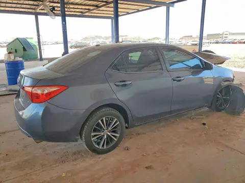 2T1BURHE3HC768705 — 2017 Toyota Corolla, foto 3 de Copart 22.10.2026, Parte delantera