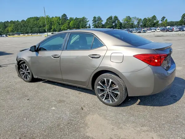 2T1BURHE1HC809929 — 2017 Toyota Corolla, photo 2 from Copart 13.10.2026, Front end