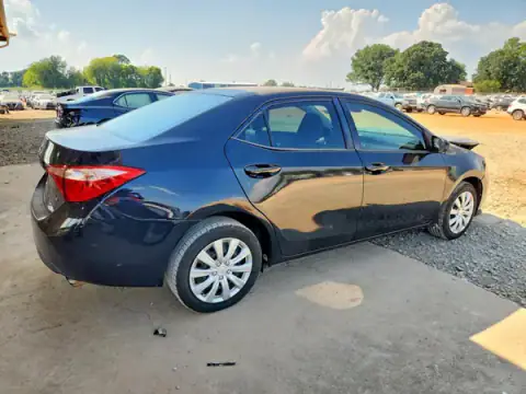2T1BURHE4HC825901 — 2017 Toyota Corolla, ფოტო 3, Copart 21.10.2026, წინა ნაწილი