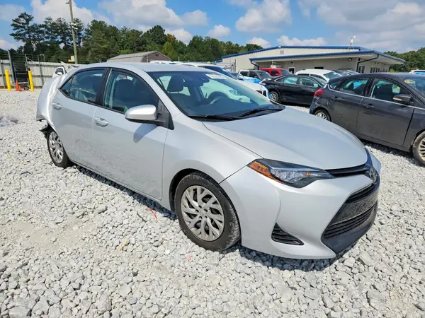 2T1BURHE5HC770858 — 2017 Toyota Corolla, photo 4 from Copart, Rear end