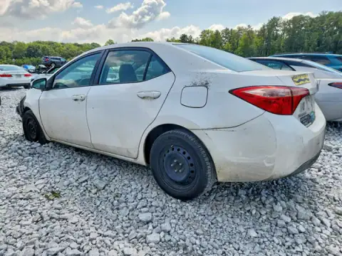 2T1BURHE4HC855433 — 2017 Toyota Corolla, фото 2 с аукциона Copart 06.10.2026, ПЕРЕДНЯЯ ЧАСТЬ