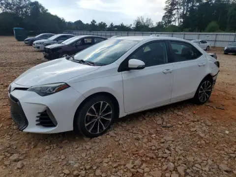 2T1BURHEXHC856053 — 2017 Toyota Corolla, Parte trasera (Rear End), fotos antes de reparar