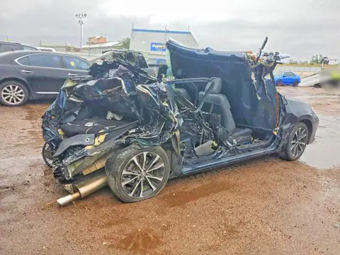 2T1BURHE0HC856899 — 2017 Toyota Corolla, zdjęcie 3 z Copart 21.10.2026, Uszkodzenia dookoła